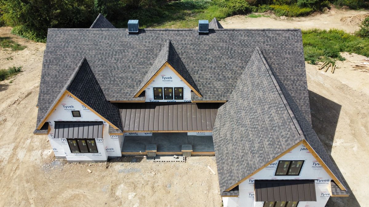 Roof Repair and Installation for Eastern Ohio Builders in Salineville, OH