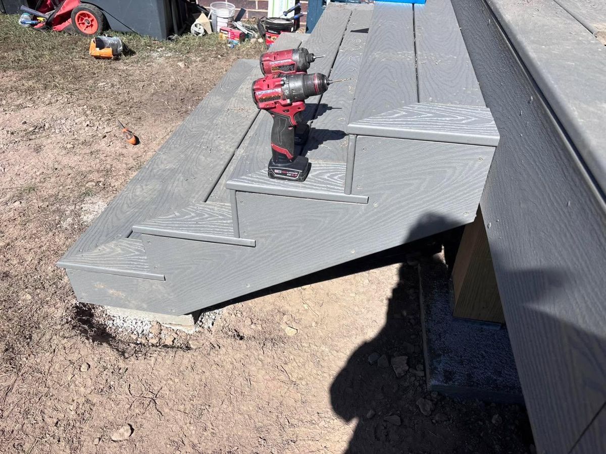 Deck and Patio Construction for Natural State Deck Builders in Pea Ridge, AR