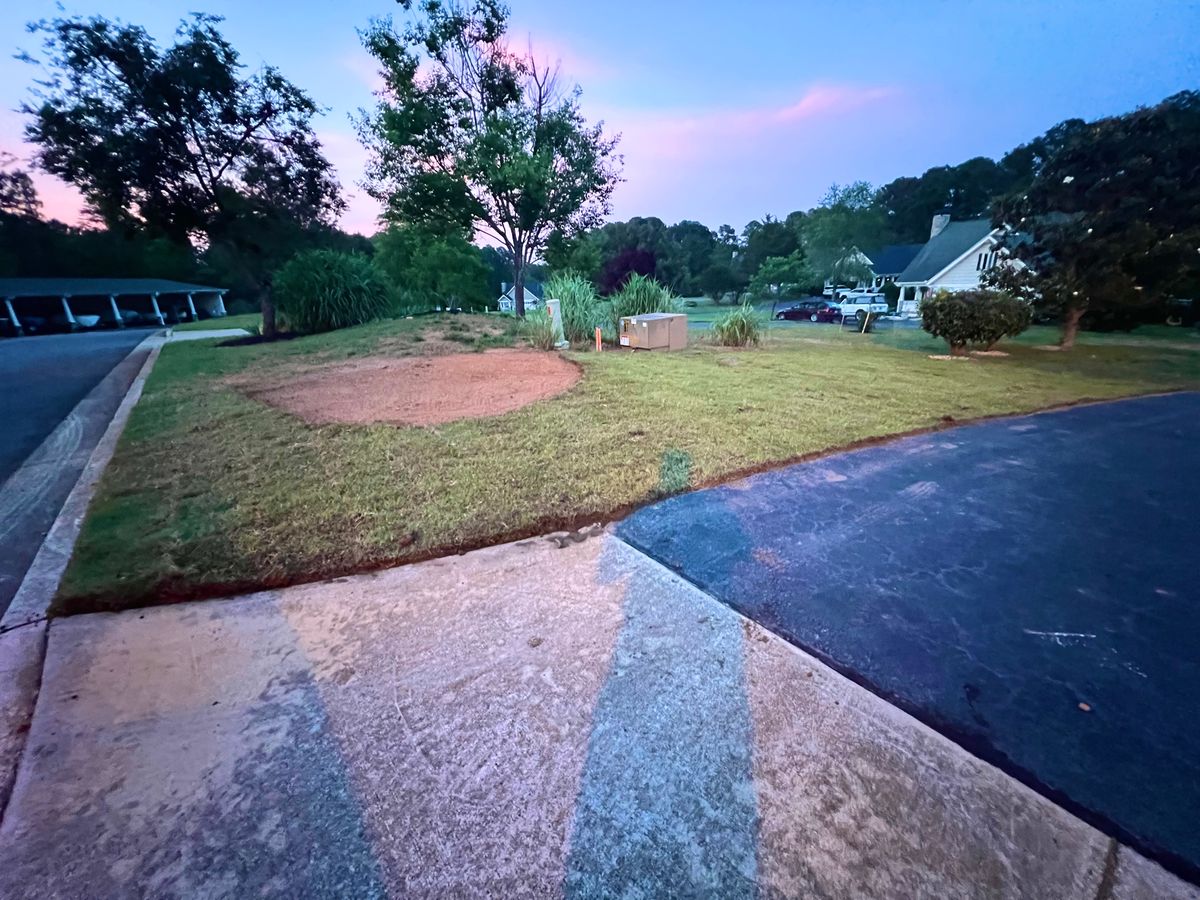 Sod insulation for LC Lawn Care & Landscaping in Canon, GA