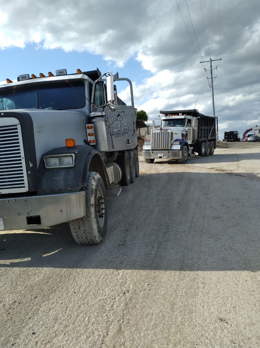 Debris Removal for J&G Trucking Excavating & Hauling in Nashville, TN