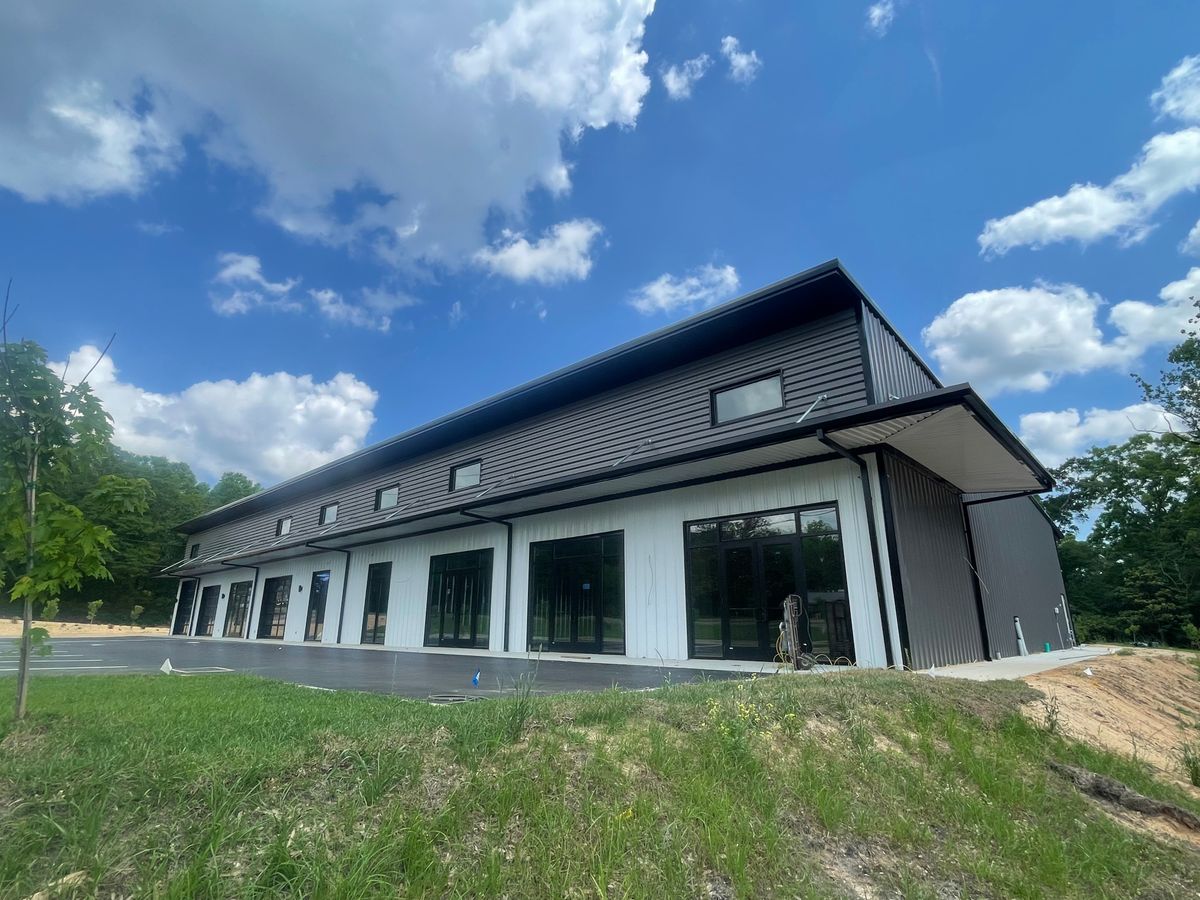 Barndominiums, Aircraft Hangers, & Equestrian Riding Arenas for Finley Construction  in Atlanta, GA