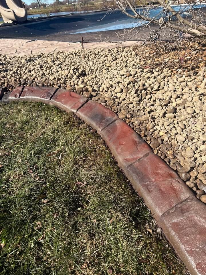 Landscape Curbing for Dust Till Dawn Lawn in London, Kentucky