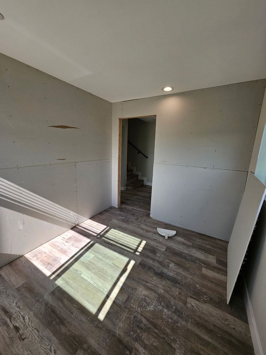 Repair and Maintenance for ACP Drywall Repair  in Los Angeles, CA