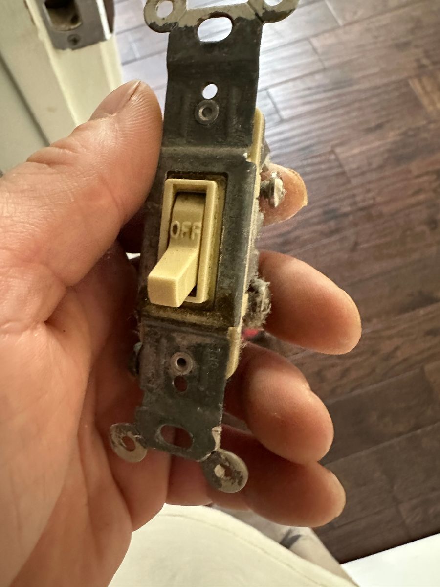 Electrical Repairs for Triple J Electric LLC in Milford, DE
