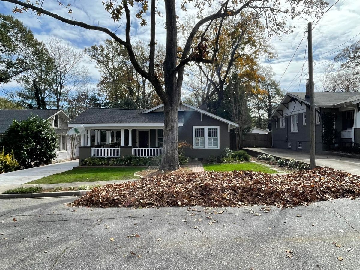 Fall Clean Up for Cody’s Lawn & Landscape in Greer, SC