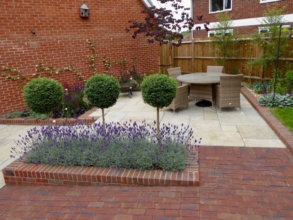 Patio Design & Construction for Buckeye Lawns & Landscaping LLC in Millersburg, OH