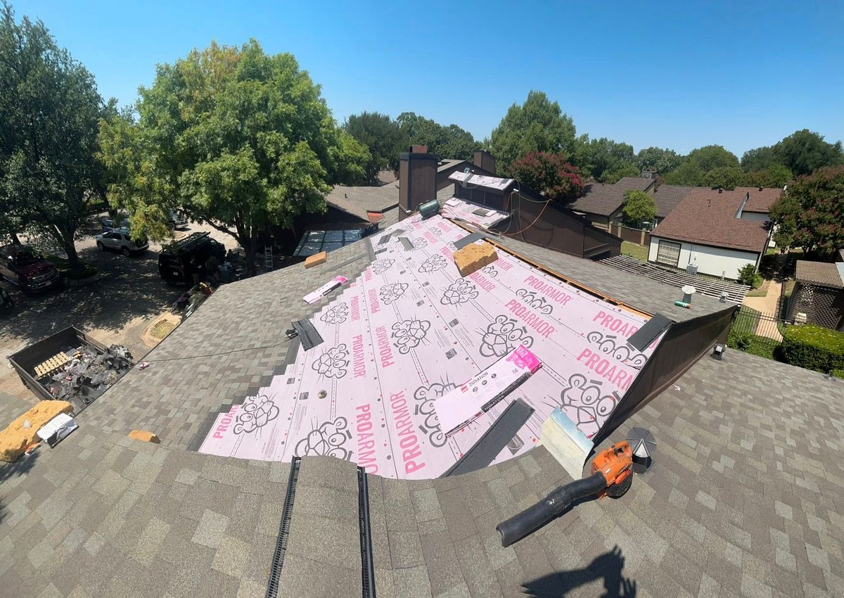 Roofing Replacement for Royalty Contracting Roofing in Saginaw, TX