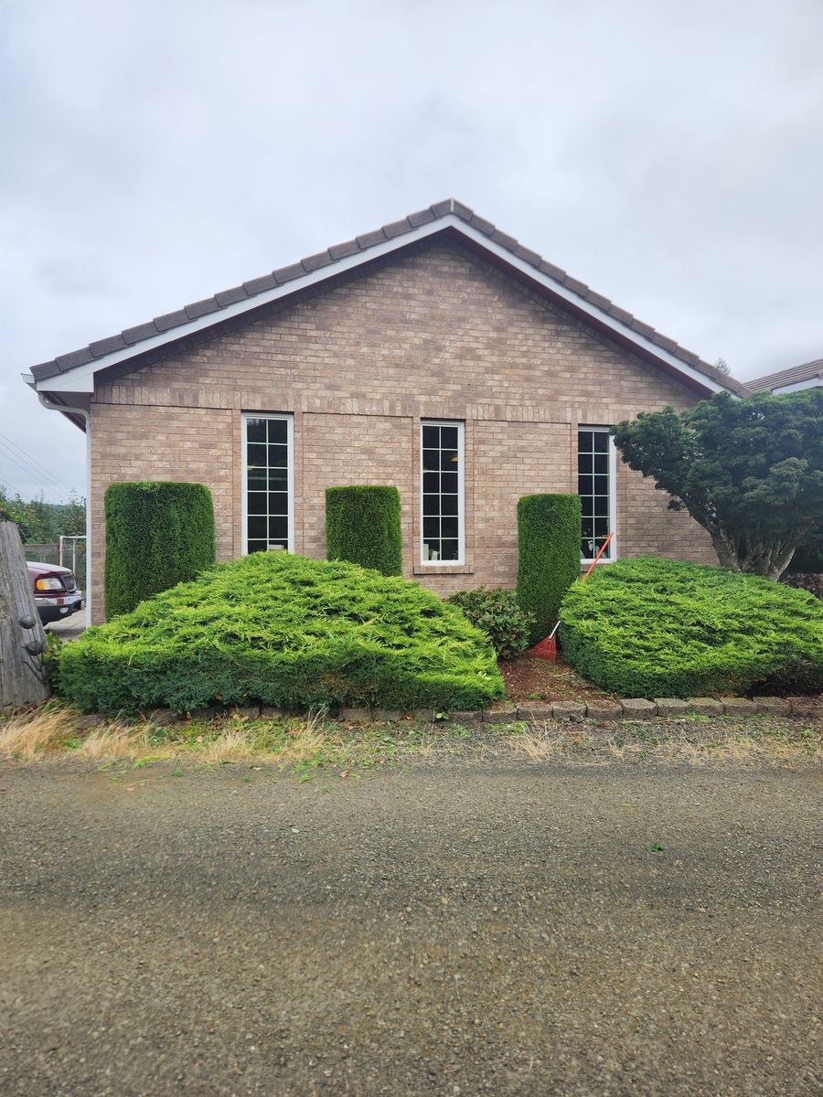 Shrub Trimming for Bob's Yard Care & Landscaping in Raymond, WA