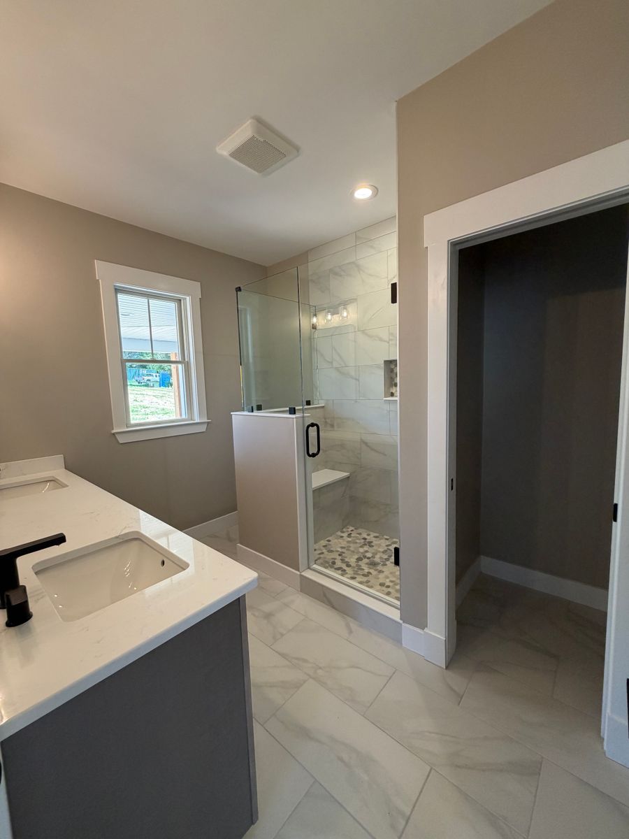 Bathroom Renovation for DG Allen Construction in Adamstown, MD