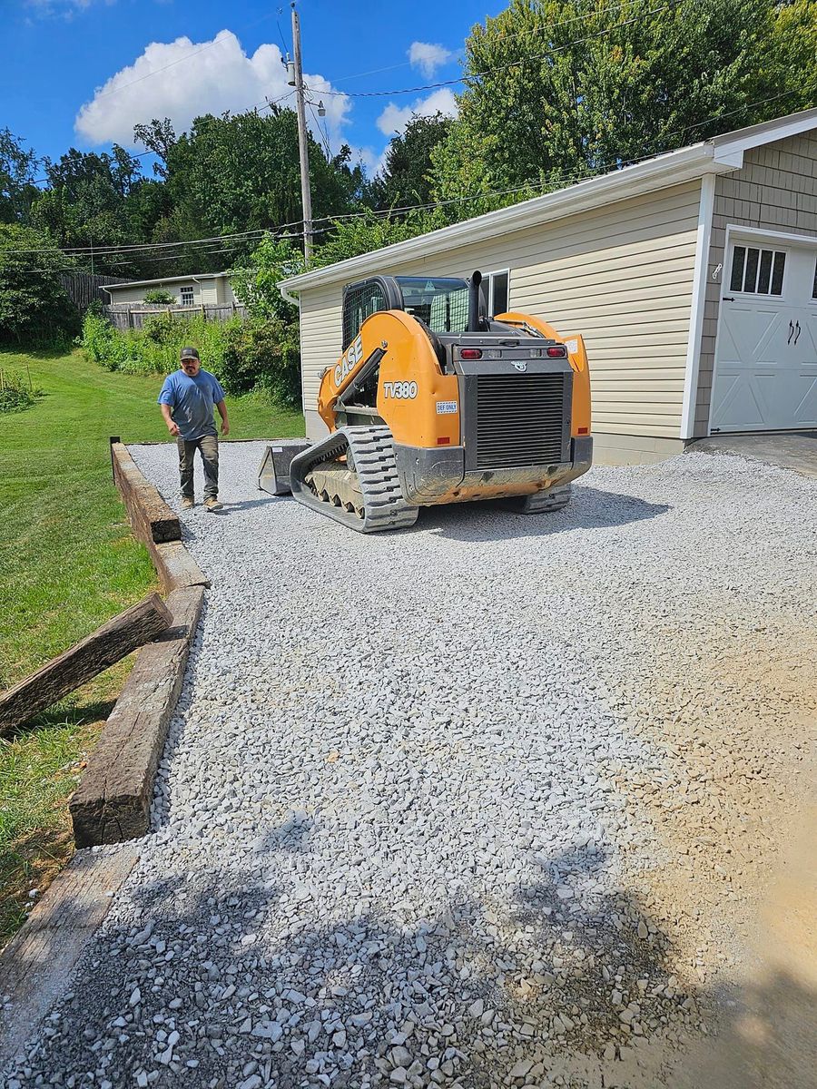 Grade Work for Class Act Earthworx in Elizabethton, TN