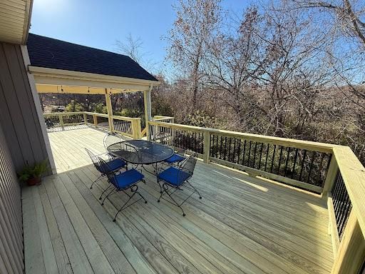 Deck Rebuilds for Done Right Decking in Leavenworth, KS