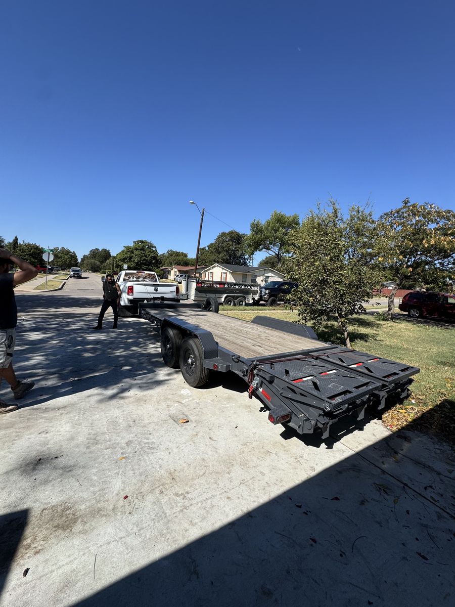 Trailer Rentals for Living Stream Renovations LLC in Dallas, TX