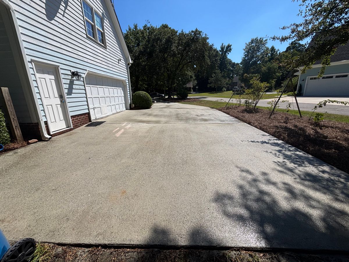 Deck & Patio Cleaning for Living Stream Pressure Washing in Wilmington, NC