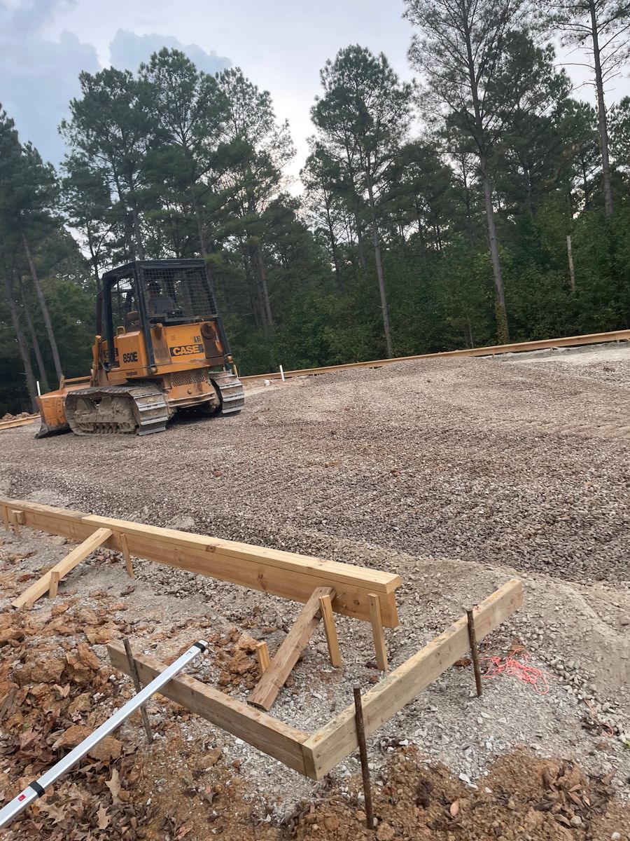 Driveway Construction for H&H Dirt Work in Luka, MS