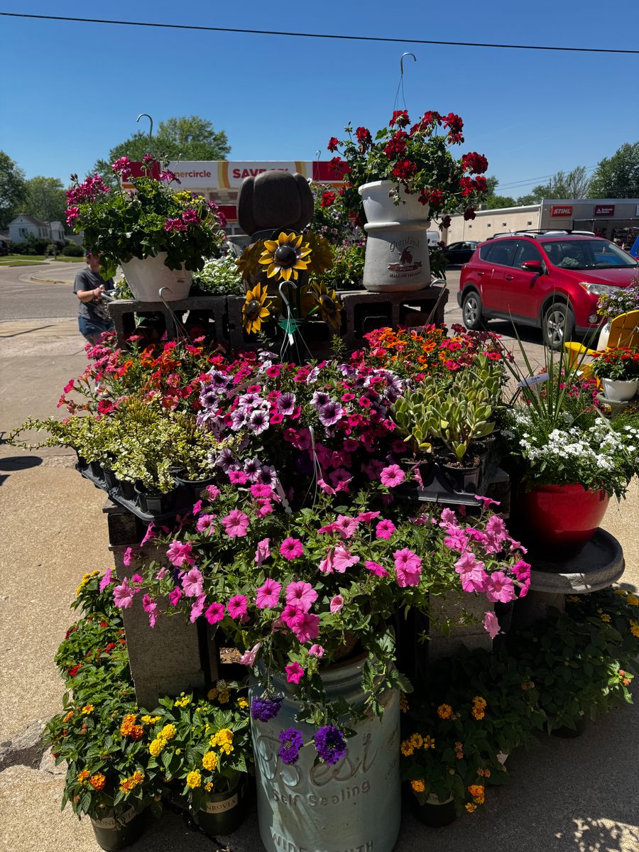Gardening for Mayfield Landscaping in Staunton, IL