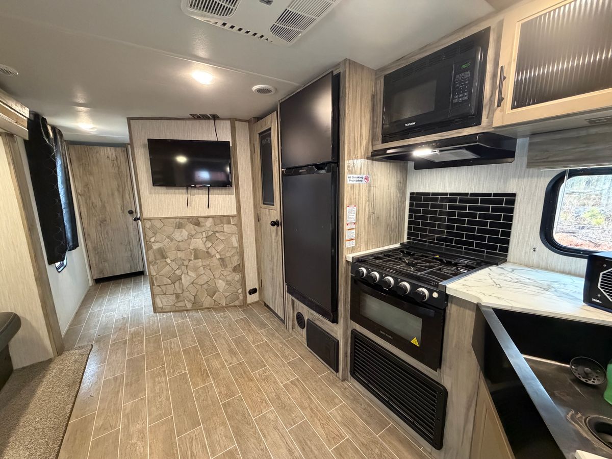 Long Term Rentals for Paradise RV Rentals in Perry, GA