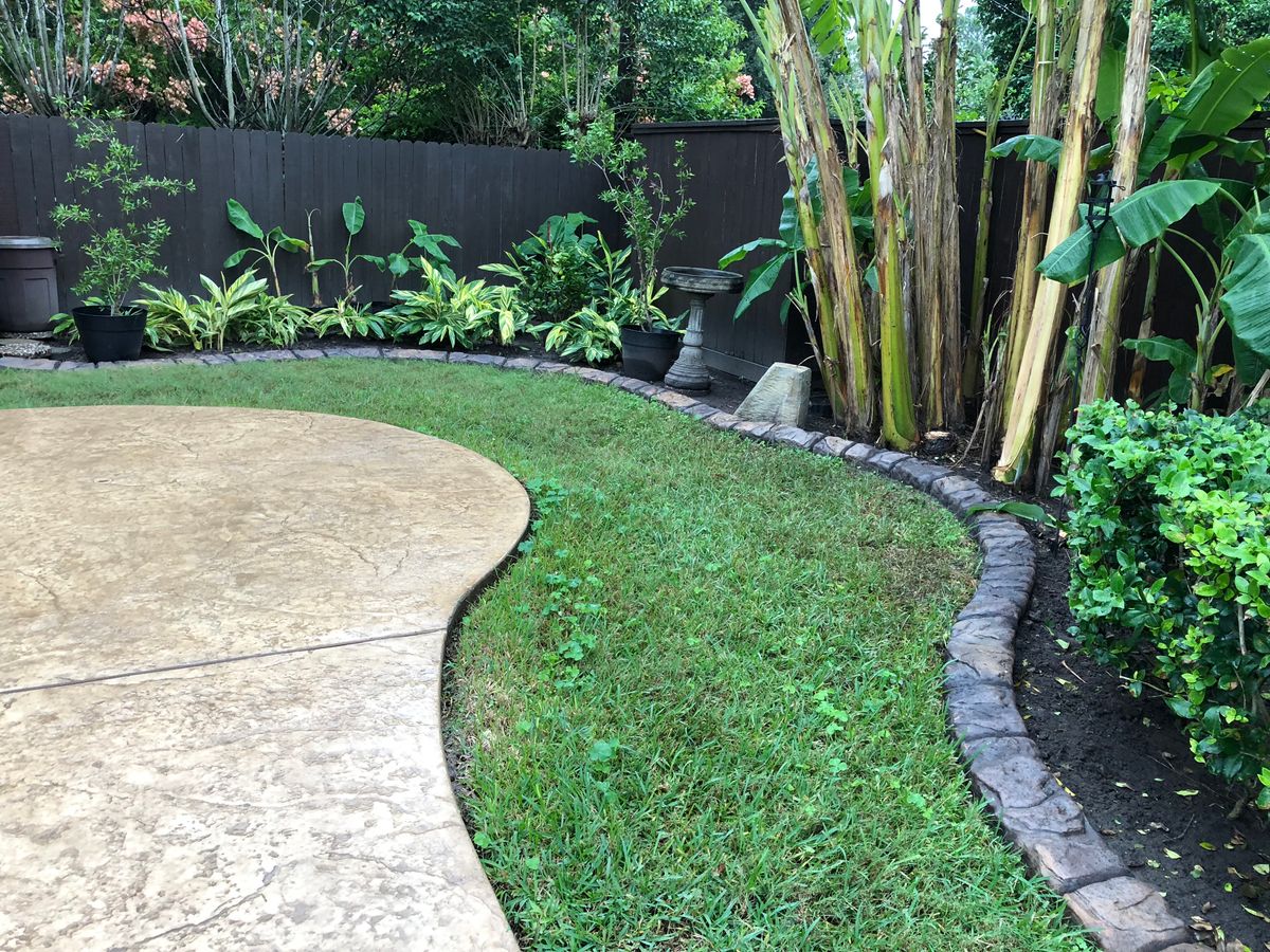 Landscaping for Texas Curb N Borders in Houston, TX
