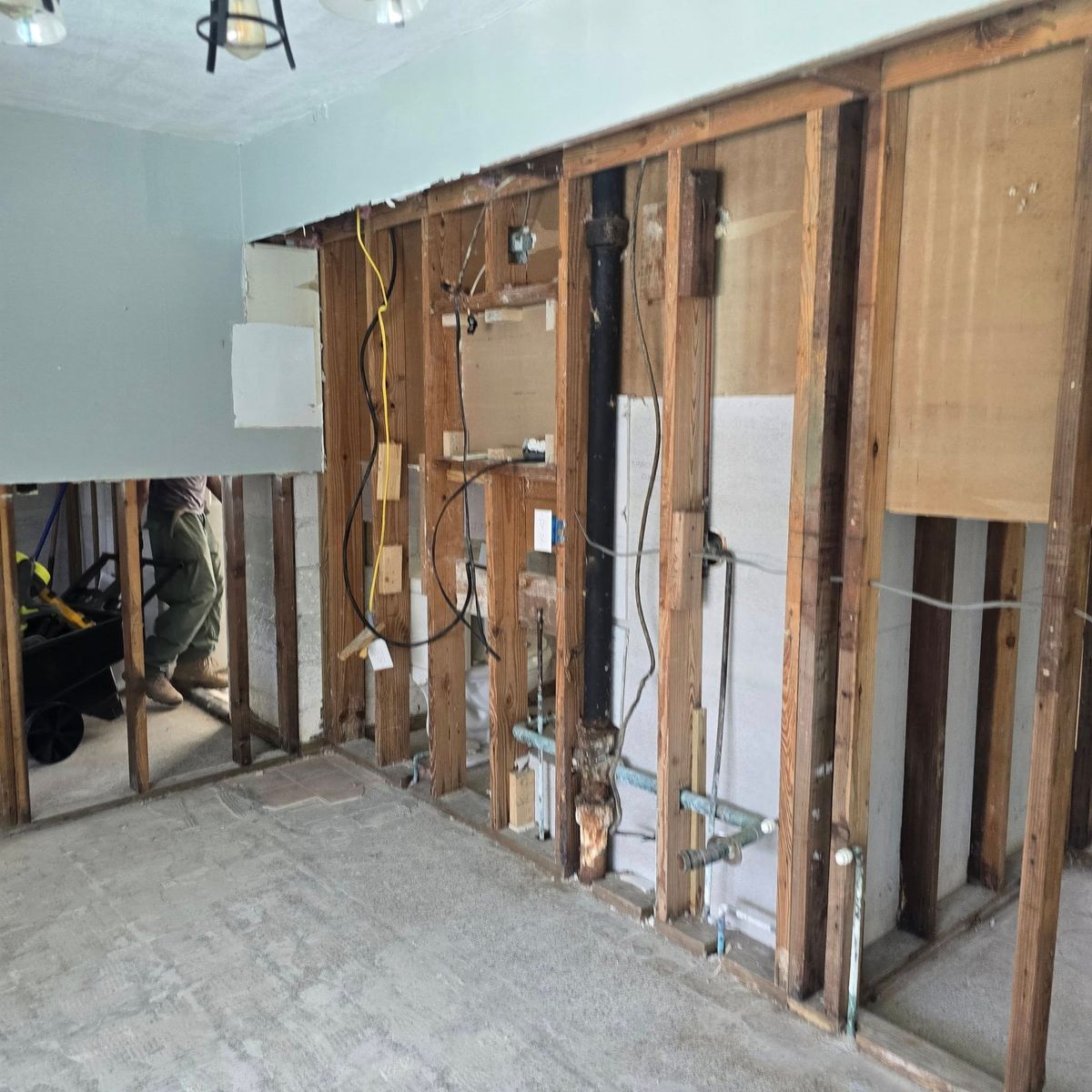 Carpentry for Zorcon Contracting LLC in Tampa, FL