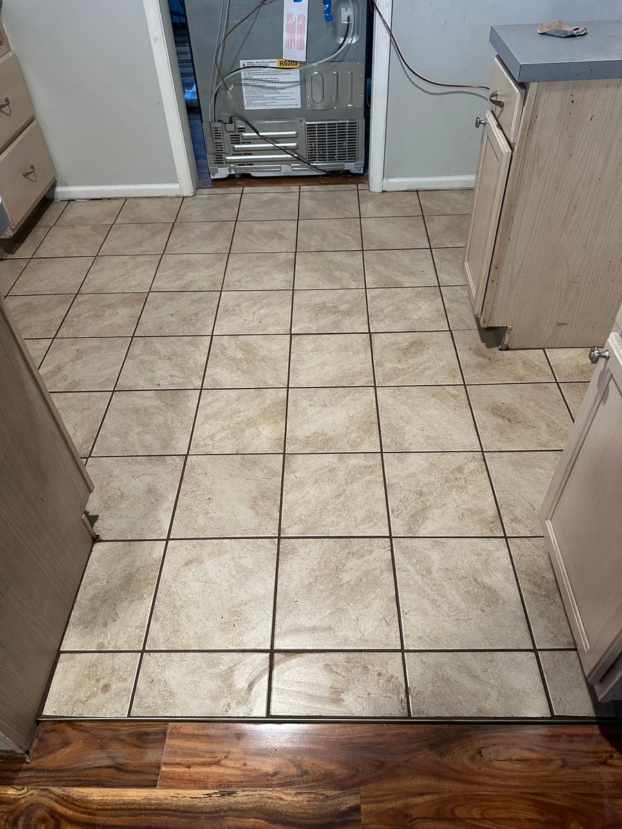 Ceramic tile for Finnegan Flooring in Elkton, MD