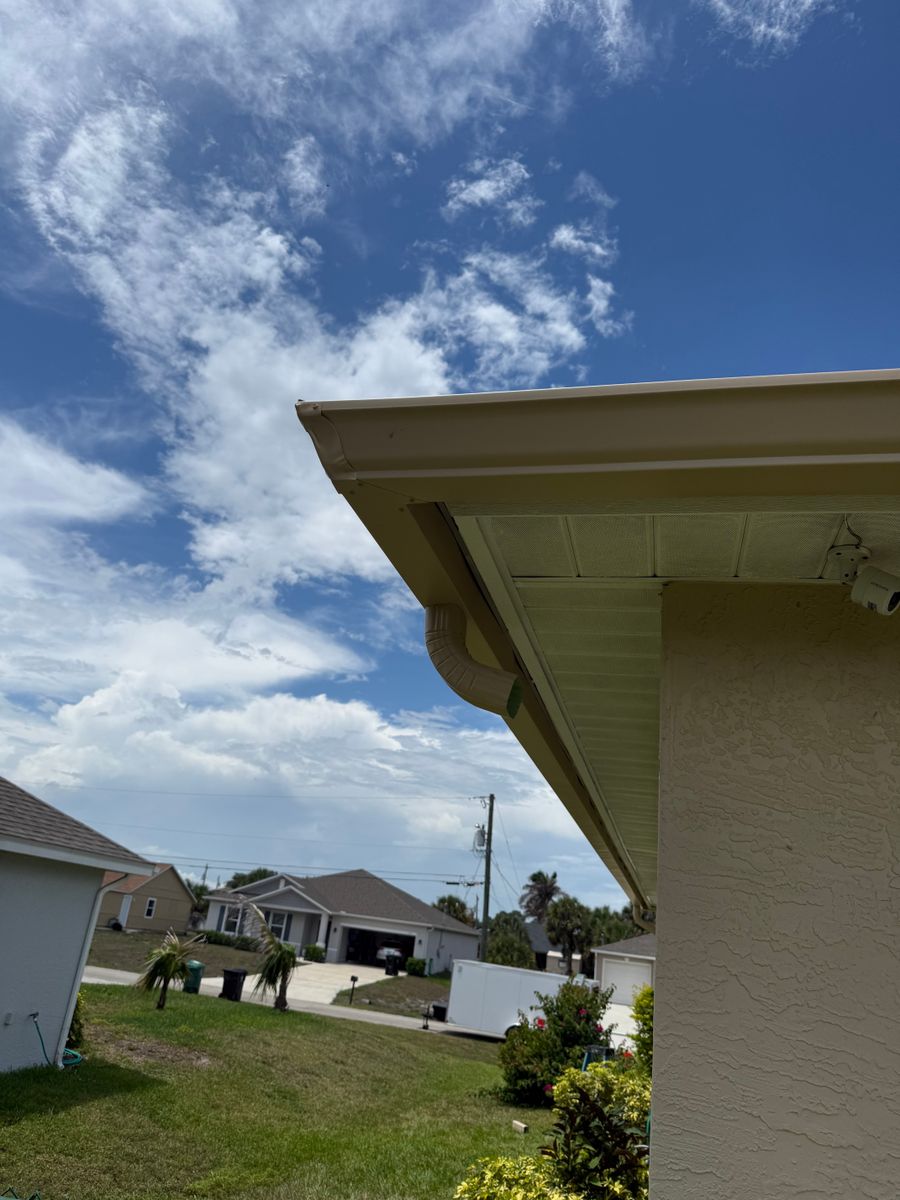 Gutter Installation for Landmark Gutters in Port St. Lucie, FL