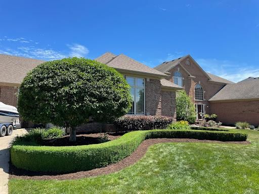 Mulch Installation for Denali Outdoor Services in Washington, MI