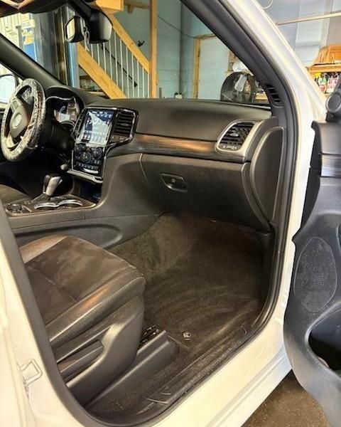 Full Detail Service for Luxury Auto Detail in Peoria, IL