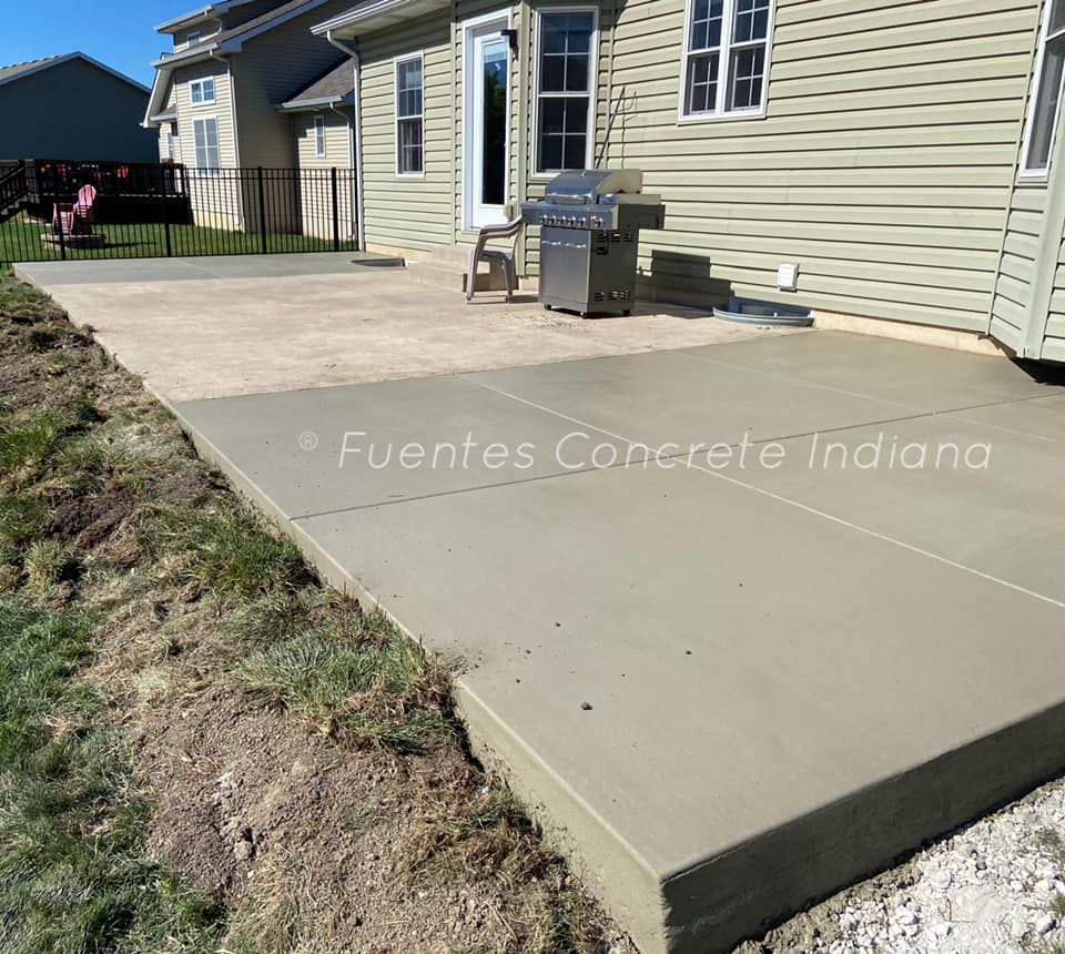 Concrete Slab Construction for Fuentes Concrete Construction in Hammond, IN