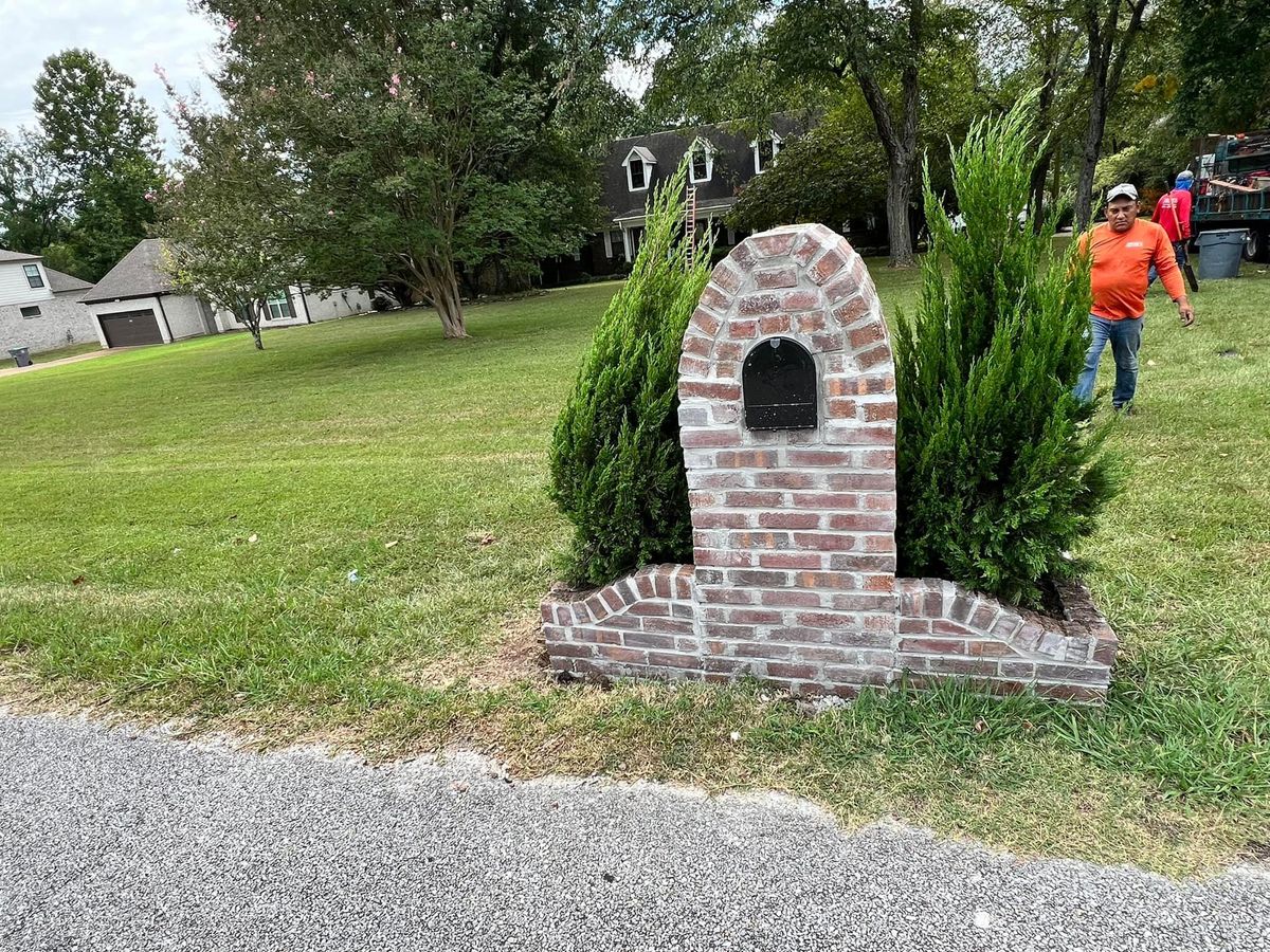 Landscaping for Sanchez Z. Landscaping in Memphis, TN