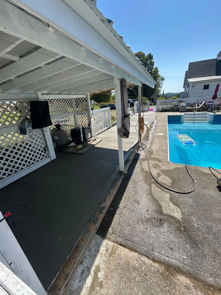Concrete Slab Construction for Graham & Schriner Construction in Hinsdale, NH