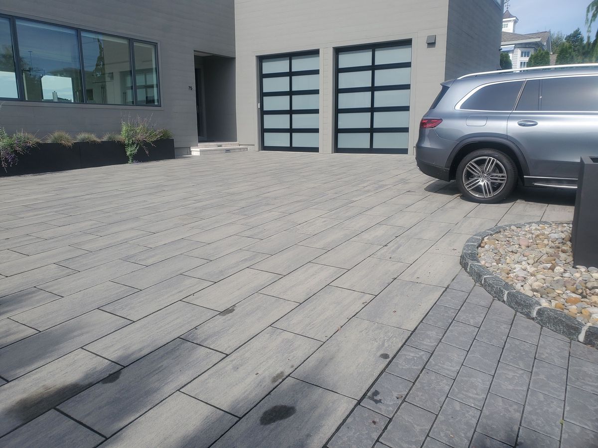 Landscape Installation for Glen R. Guilman Construction in Goshen, CT