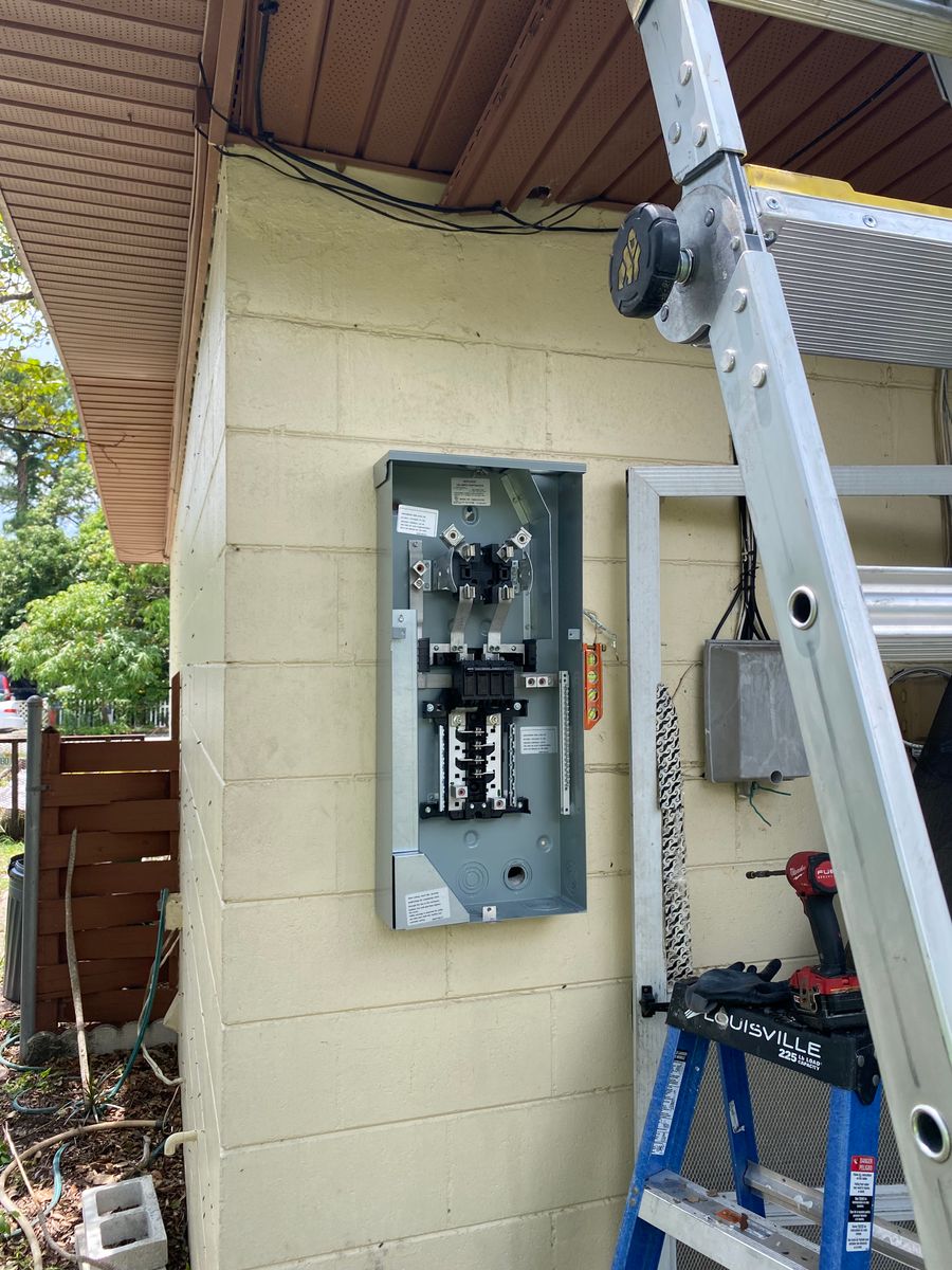 Electrical Panel Installation for Nominal Voltage in Orlando, FL