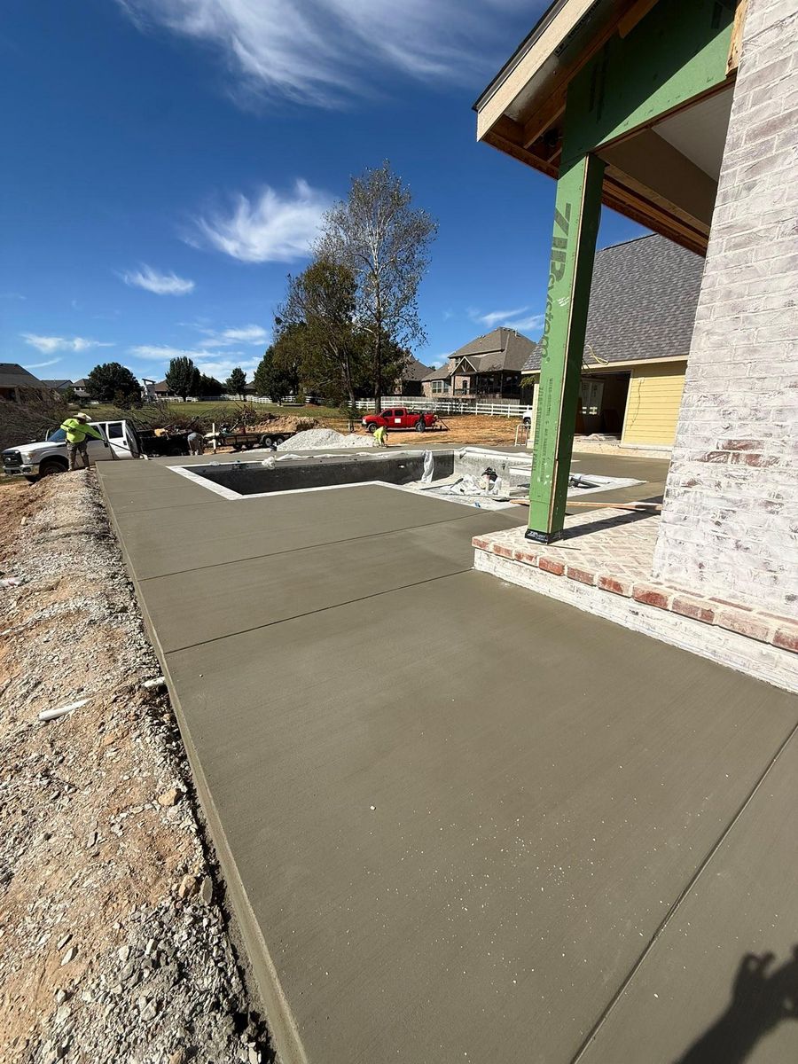 Flatwork for Modern Concrete LLC in Lowell, AR