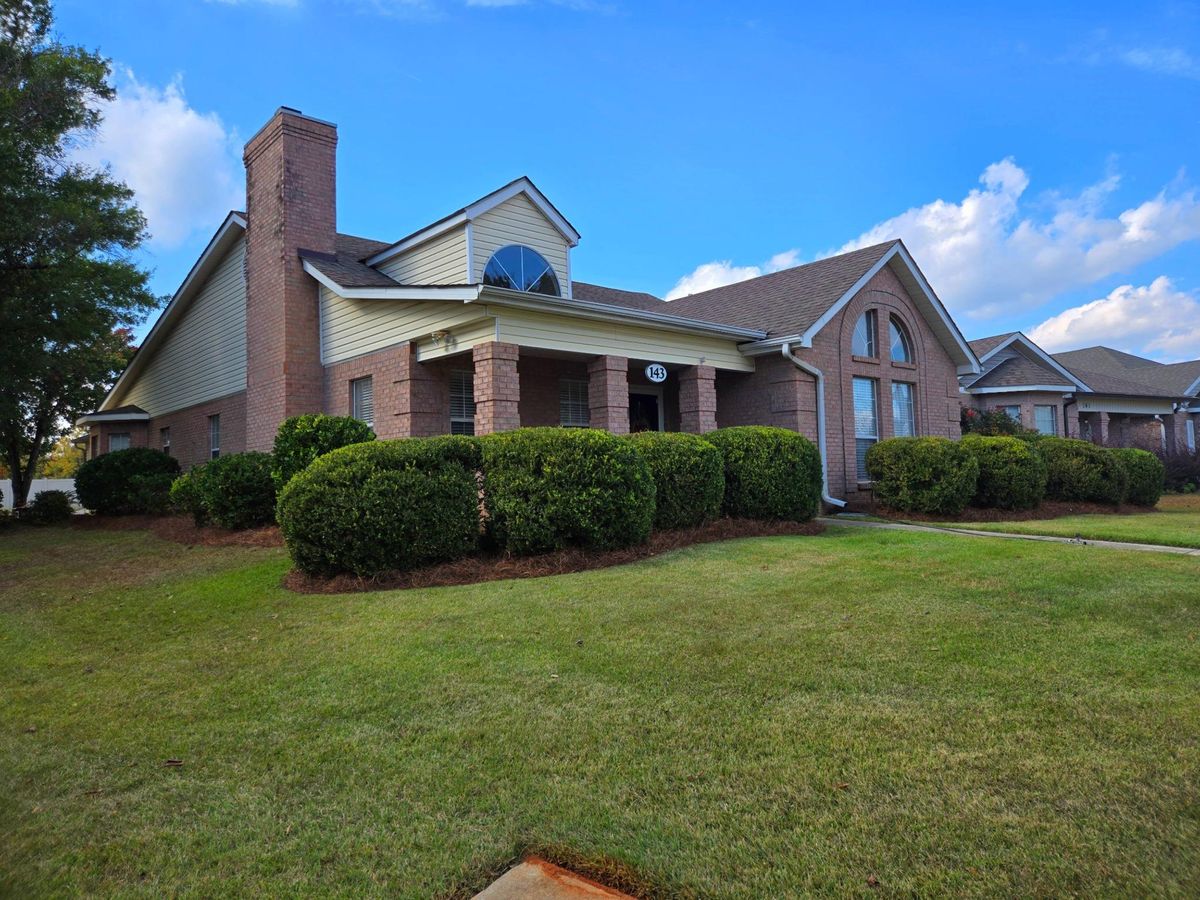 Residential Maintenance for Zepeda's Mowing in Fort Valley, GA