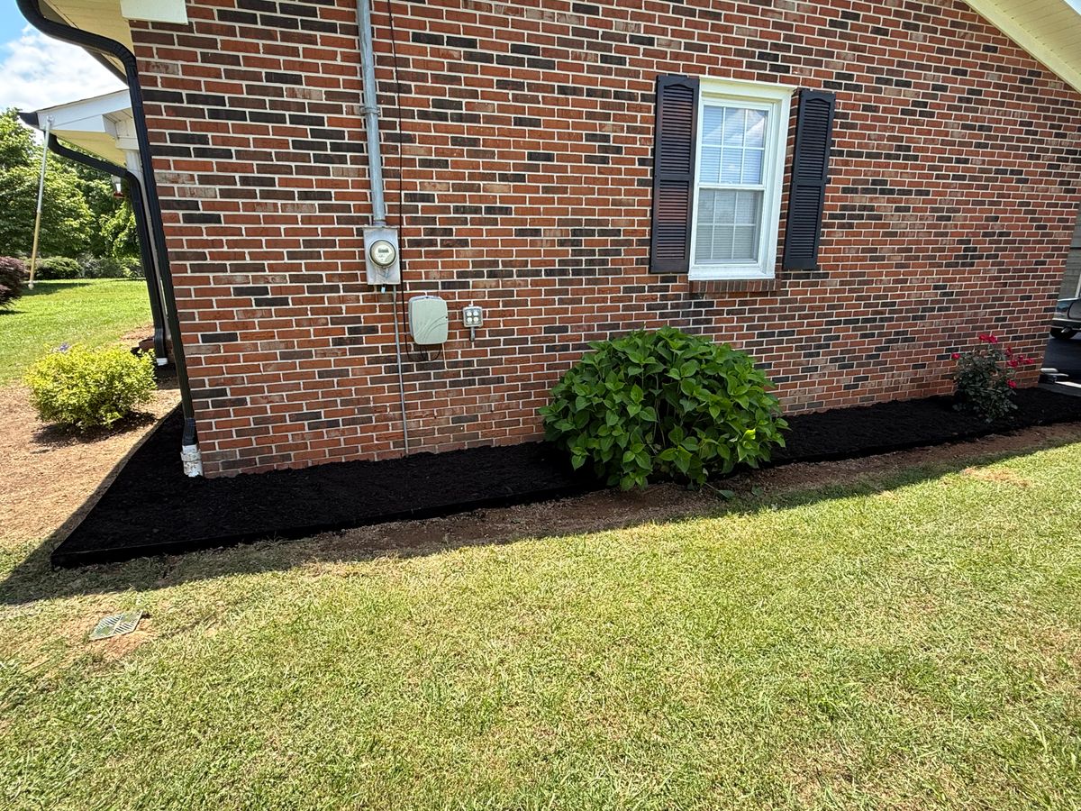 Lawn Maintenance for Arnold’s Outdoor Solutions in Woodbury, TN