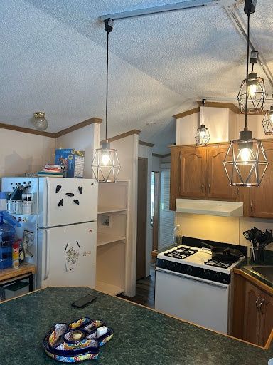 Popcorn Ceiling Removal for Start to Finish Painting in Saginaw County, MI