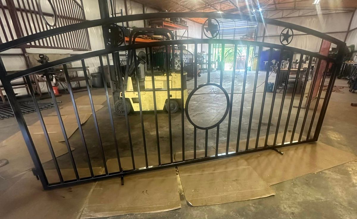 Custom Gates for BJB Fabrication and Welding in San Antonio, TX