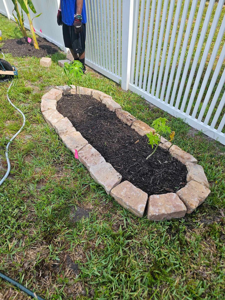 Lawn Care & Maintenance for Above the Lawn Cuts in Sebring, FL
