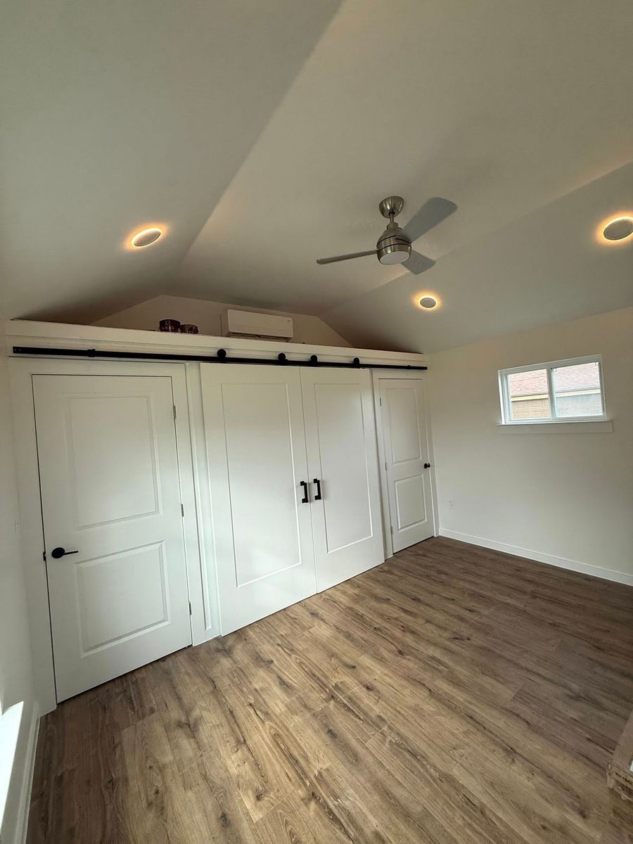 Flooring for Tejas Elite Custom Homes in Belton, TX