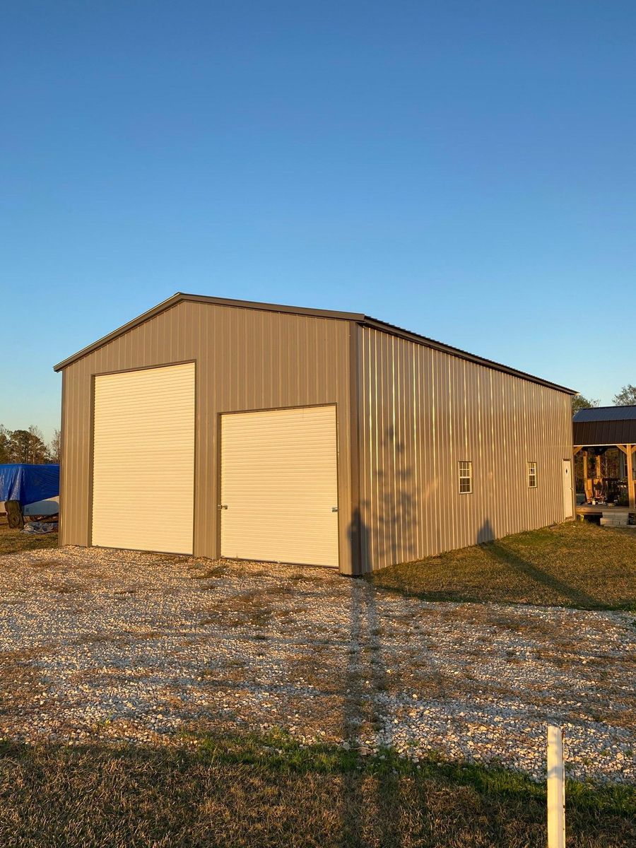 Custom Metal Building Construction for PineyWoods Buildings LLC in Nacogdoches, TX