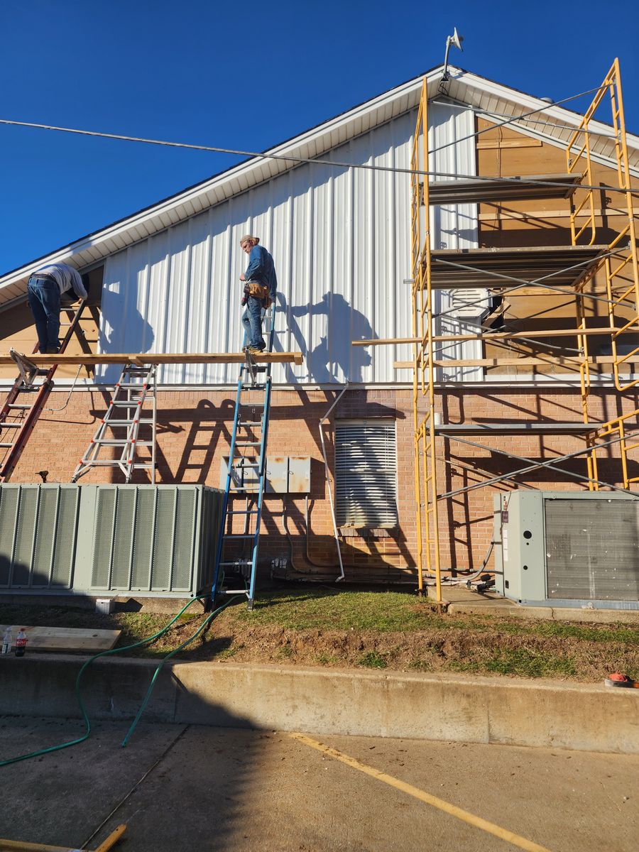 Siding for S.W. Construction in Center, TX