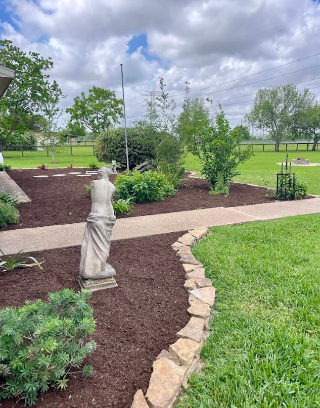 Mulch Installation for Full Armor Landscapes in League City, TX