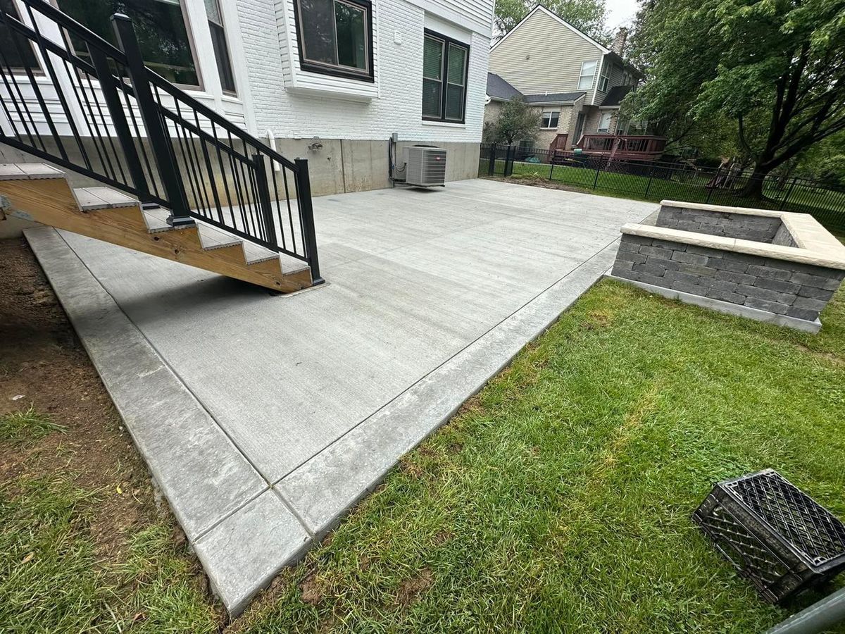 Concrete Patios & Driveways for Tanenbaum Services & Concrete in Florence, KY