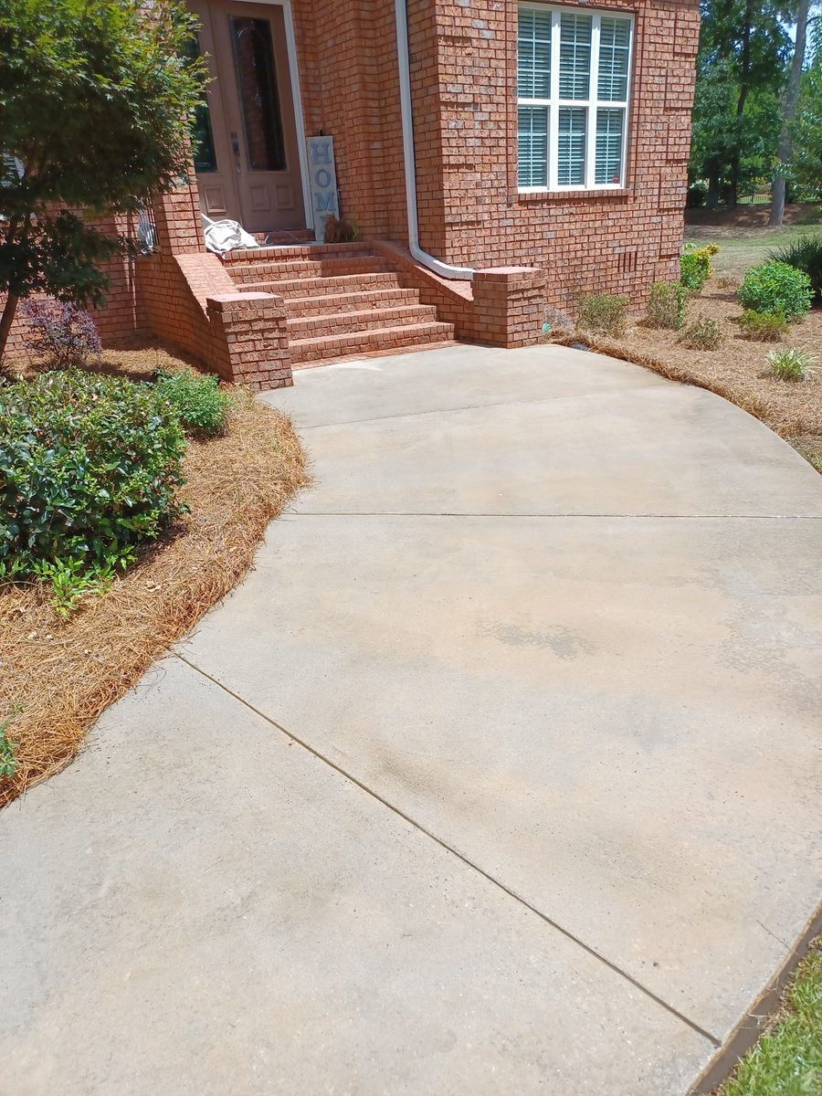 Driveways & Sidewalks for RH Strictly Business Auto Detailing and Pressure Washing in Warner Robins, GA