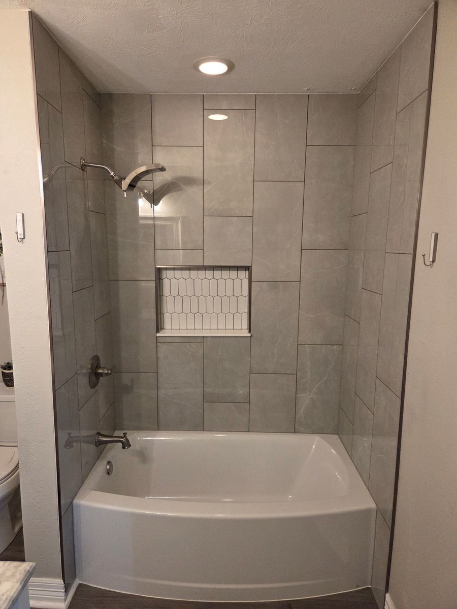 Bathroom Remodel for D&J Custom Floors in Nederland, TX