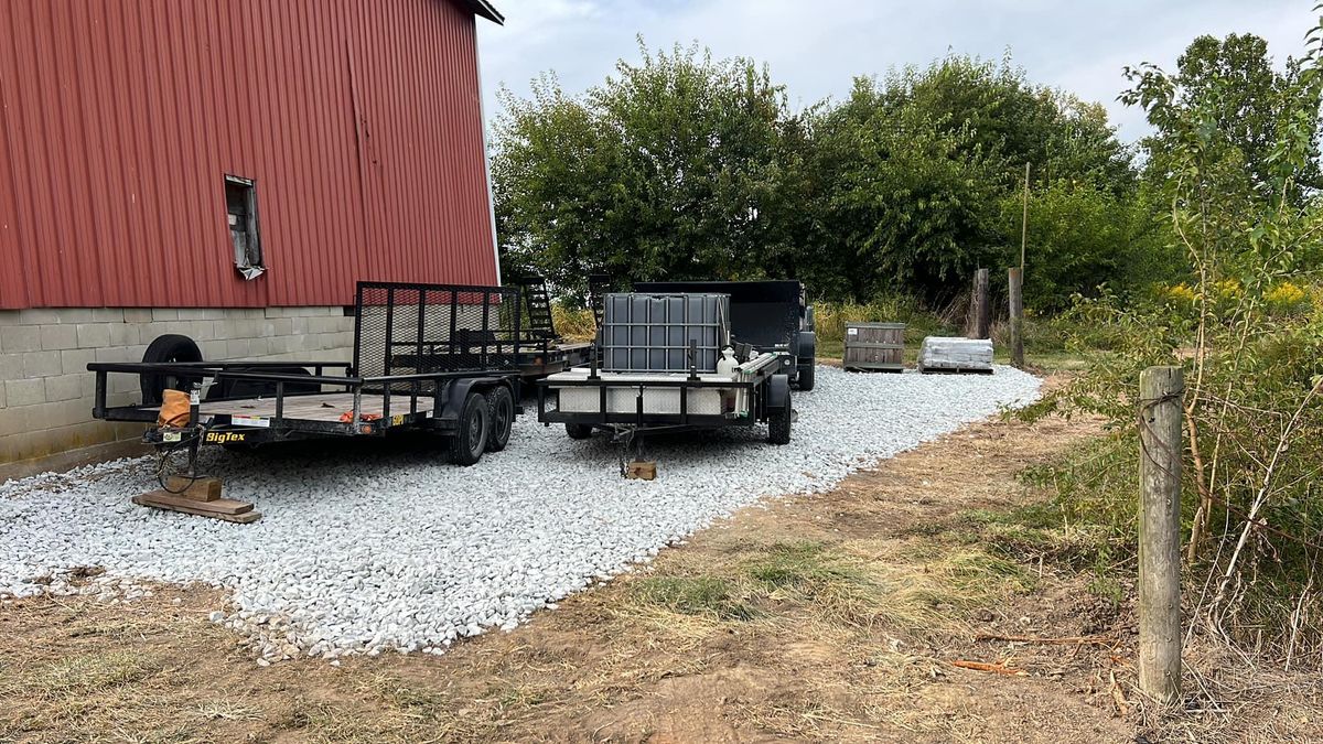 Gravel Grading and Repair for Davidson Lawn Care LLC in Greensburg, IN