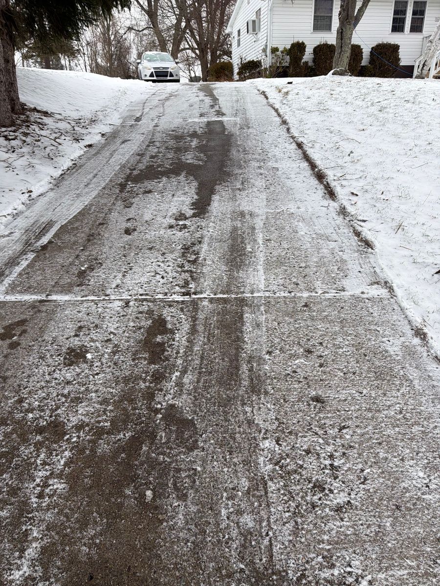 Snow Removal for Cam Yardz in Washington, PA