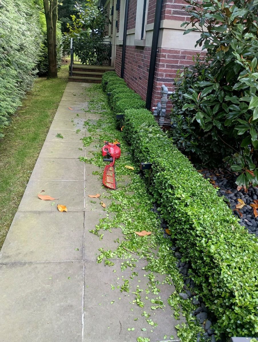 High End Residential Design & Install for Elegant Lawns & Landscaping in Inwood, NY