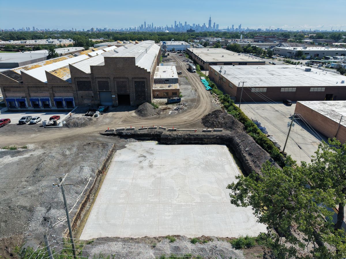 Foundation & Excavation for Onyx Concrete  in Chicago, IL