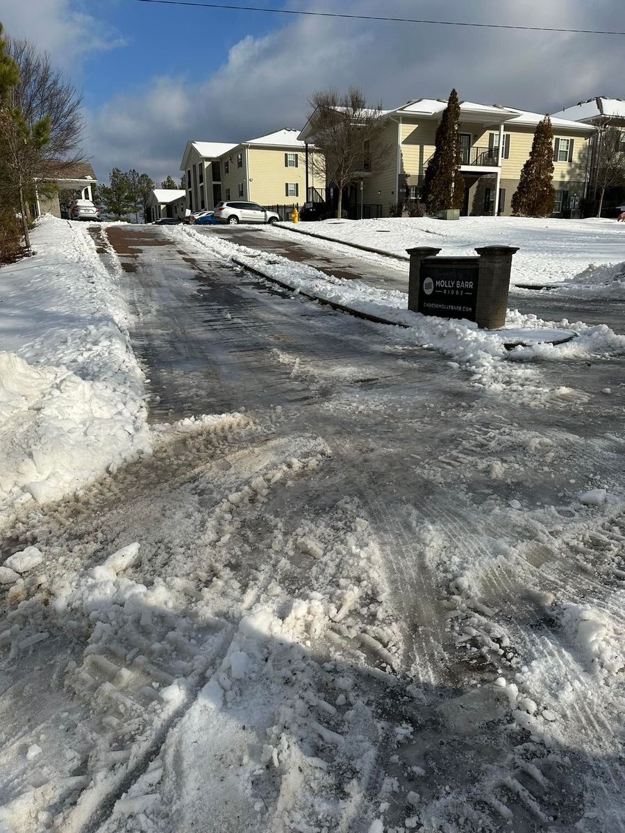 Snow Removal  for Childers Lawn Maintenance LLC  in Oxford,  MS