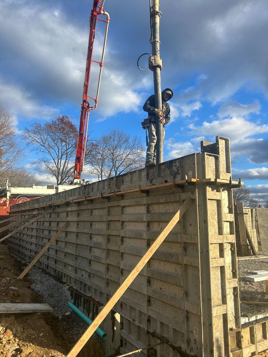 Poured Concrete Walls for Hanula Concrete Pumping in Pittsburgh, PA